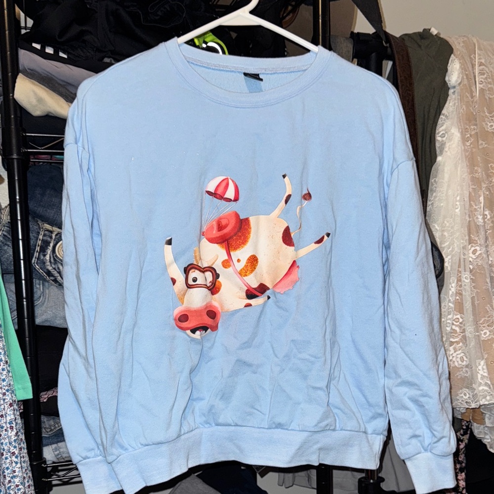 SHEIN Light Blue Cartoon Cow Sweatshirt